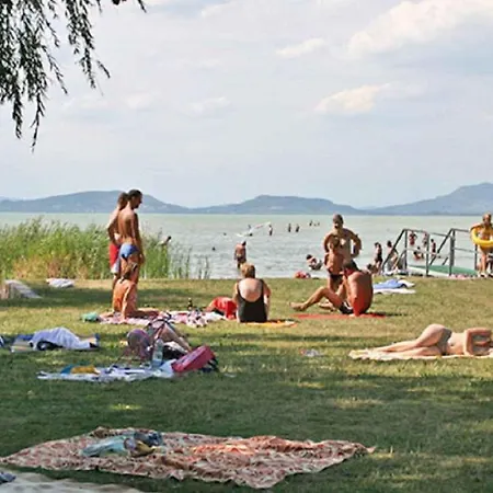 Дом отдыха Holiday In 18397 Балатонфеньвеш